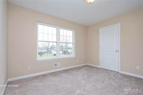 200 Runyon Ave, Middlesex, NJ 08846 photo 7