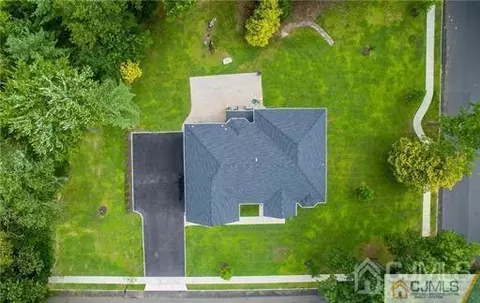 14 Longview Rd, Edison, NJ 08820 photo 3