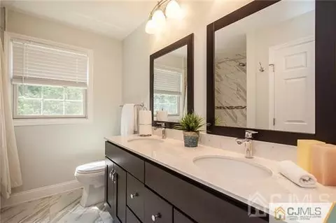 14 Longview Rd, Edison, NJ 08820 photo 21