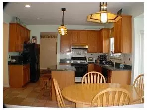24 Rolling Brook Dr, Edison, NJ 08820 photo 6