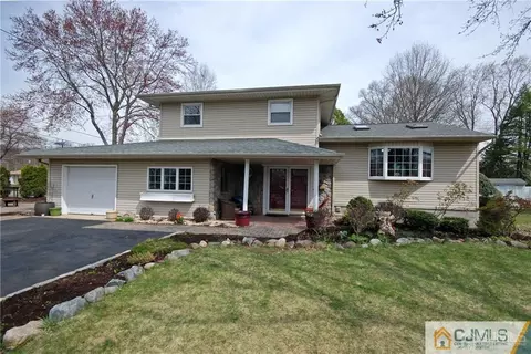 17 Douglass Ln, Middlesex, NJ 08846 photo 1