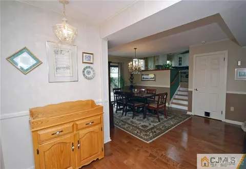 17 Douglass Ln, Middlesex, NJ 08846 photo 11
