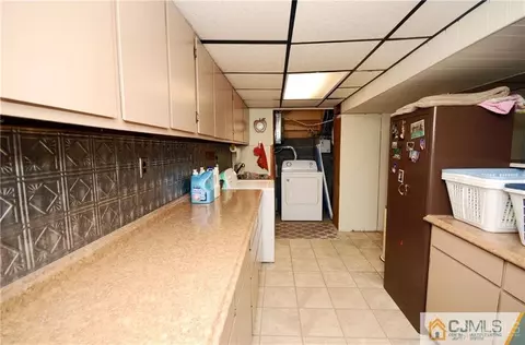 17 Douglass Ln, Middlesex, NJ 08846 photo 24