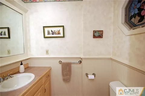 17 Douglass Ln, Middlesex, NJ 08846 photo 15