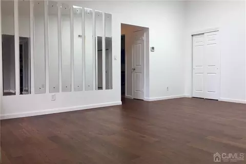 45 Boulder Dr, Edison, NJ 08817 photo 8