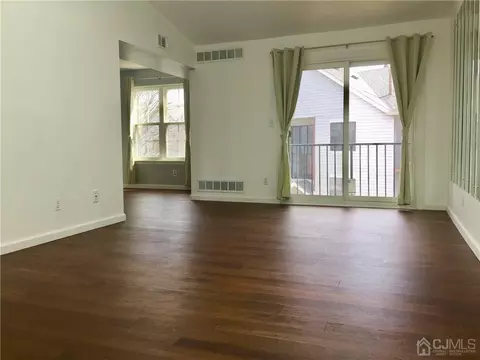 45 Boulder Dr, Edison, NJ 08817 photo 12