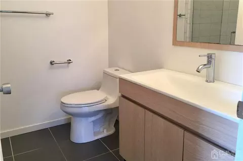 45 Boulder Dr, Edison, NJ 08817 photo 18