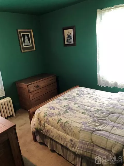 147 Stout Ave, Middlesex, NJ 08846 photo 8