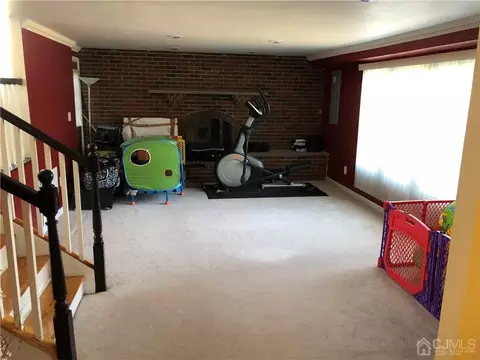 36 Partch Pl, Edison, NJ 08817 photo 4