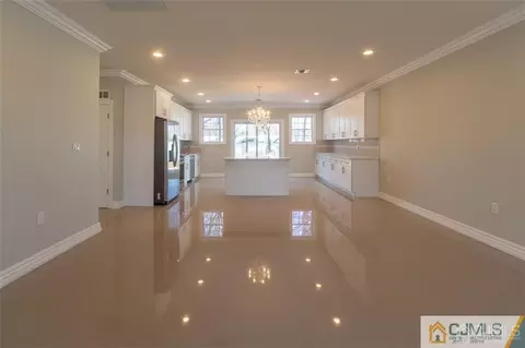 98 Winthrop Rd, Edison, NJ 08817 photo 4