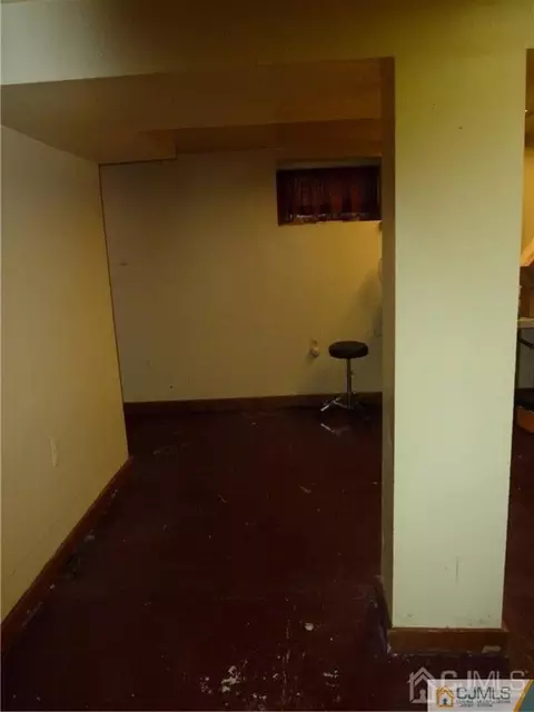 515 E 3rd Ave, Roselle, NJ 07203 photo 6