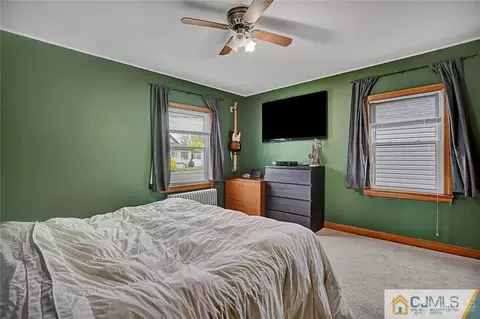 433 Harris Ave, Middlesex, NJ 08846 photo 11