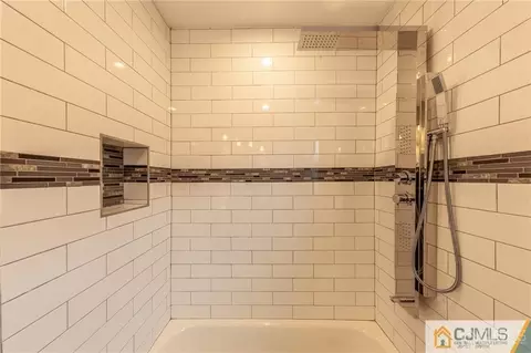 243 Old Rd, Sewaren, NJ 07077 photo 12
