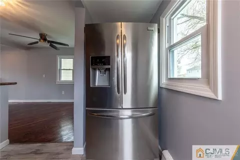 243 Old Rd, Sewaren, NJ 07077 photo 8