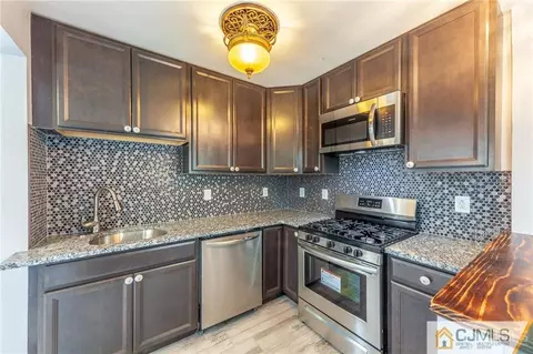 243 Old Rd, Sewaren, NJ 07077 photo 6