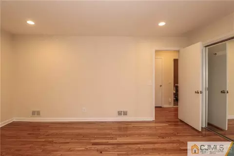 20 Old Post Rd, Edison, NJ 08817 photo 15