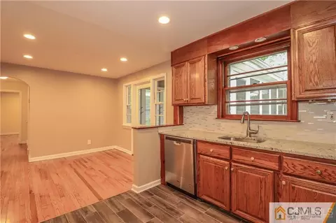 20 Old Post Rd, Edison, NJ 08817 photo 7