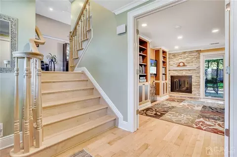 36 Monaghan Rd, Edison, NJ 08817 photo 2