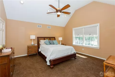 323 Walnut St, Middlesex, NJ 08846 photo 10