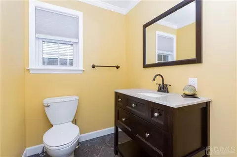 323 Walnut St, Middlesex, NJ 08846 photo 15