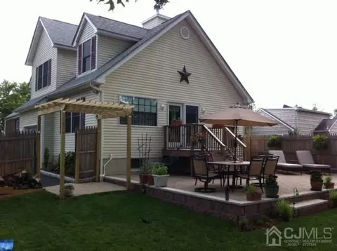 323 Walnut St, Middlesex, NJ 08846 photo 18