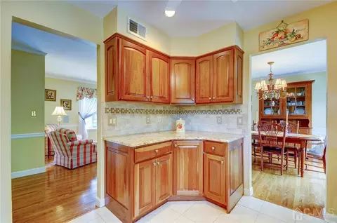 13 June Way, Middlesex, NJ 08846 photo 10