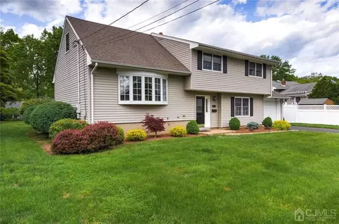 13 June Way, Middlesex, NJ 08846 photo 2