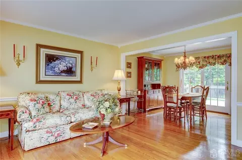 13 June Way, Middlesex, NJ 08846 photo 7
