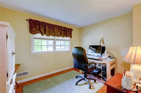 13 June Way, Middlesex, NJ 08846 photo 16