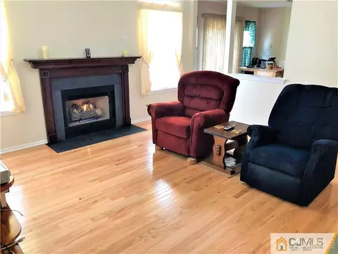 607 Grandview St, Middlesex, NJ 08846 photo 11