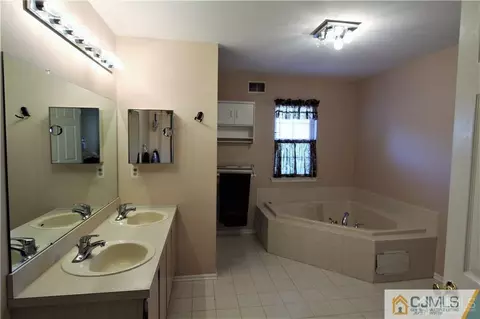 607 Grandview St, Middlesex, NJ 08846 photo 23