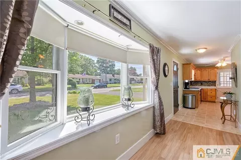 28 Ramsey Rd, Middlesex, NJ 08846 photo 6
