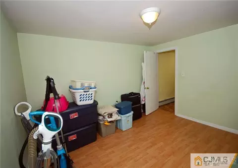 130 Barbara Pl, Middlesex, NJ 08846 photo 26