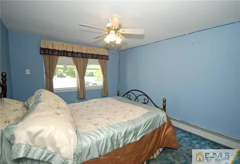 130 Barbara Pl, Middlesex, NJ 08846 photo 25
