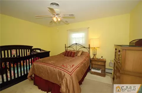 130 Barbara Pl, Middlesex, NJ 08846 photo 21