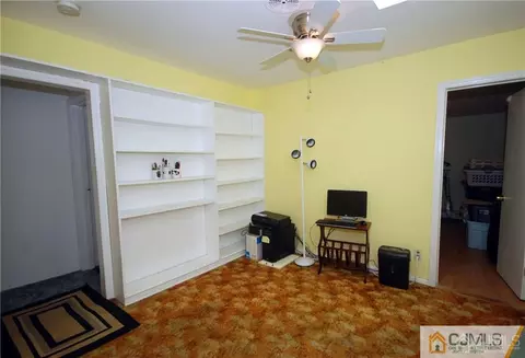 130 Barbara Pl, Middlesex, NJ 08846 photo 13
