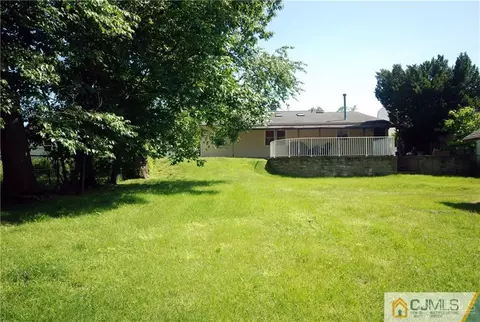 130 Barbara Pl, Middlesex, NJ 08846 photo 17