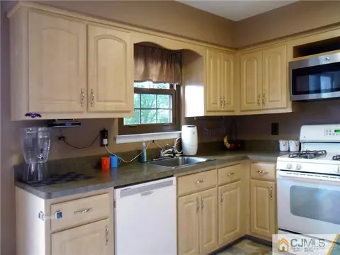 9 Pheasant Run, Edison, NJ 08820 photo 11