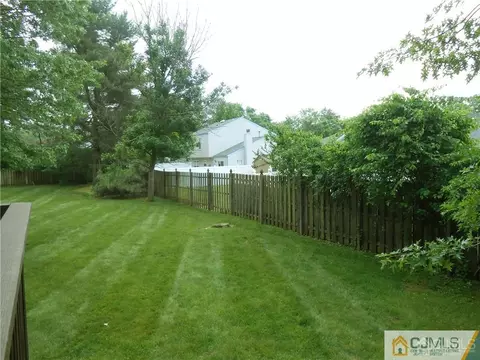 9 Pheasant Run, Edison, NJ 08820 photo 23