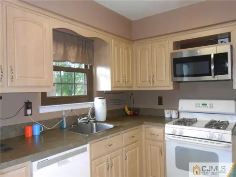 9 Pheasant Run, Edison, NJ 08820 photo 10