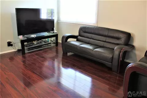 33 Wintergreen Ave, Edison, NJ 08820 photo 22
