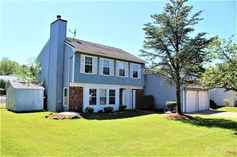 33 Wintergreen Ave, Edison, NJ 08820 photo 1