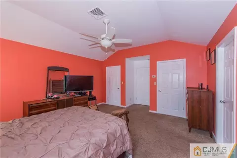 43 Violet Pl, Edison, NJ 08817 photo 21