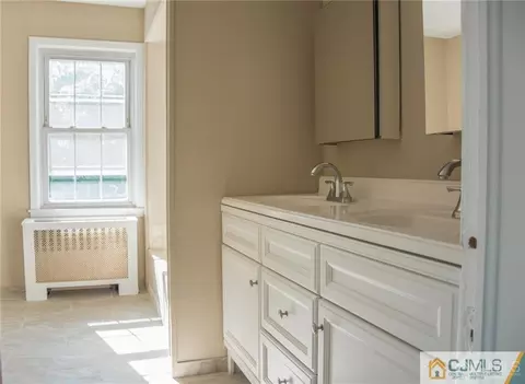 115 Main St, Helmetta, NJ 08828 photo 12