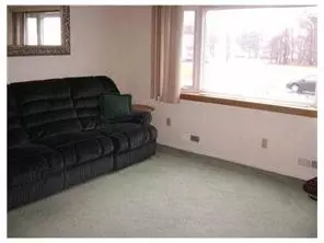 204 Fourth St, Middlesex, NJ 08846 photo 4