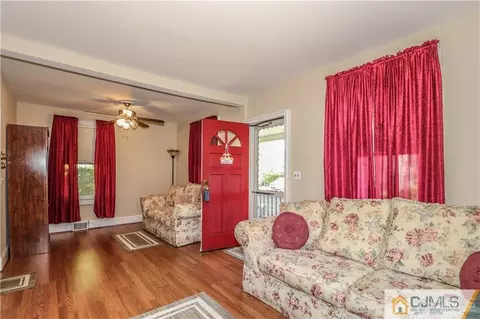 99 Bernard Ave, Edison, NJ 08837 photo 7