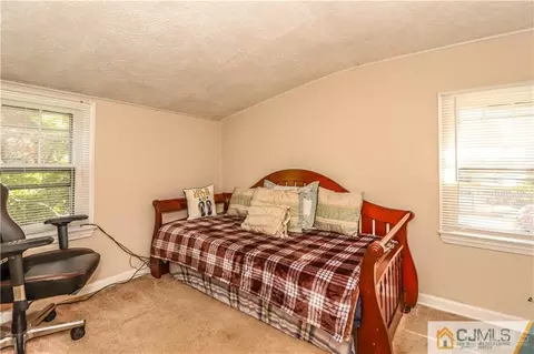 99 Bernard Ave, Edison, NJ 08837 photo 16