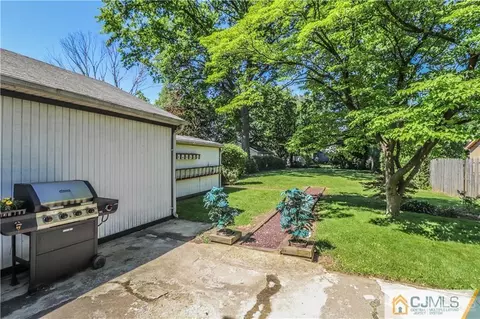 99 Bernard Ave, Edison, NJ 08837 photo 23
