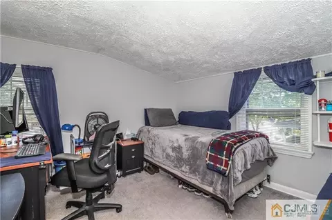 99 Bernard Ave, Edison, NJ 08837 photo 15