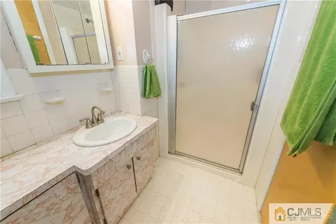 11 Mcevoy Rd, Edison, NJ 08837 photo 22